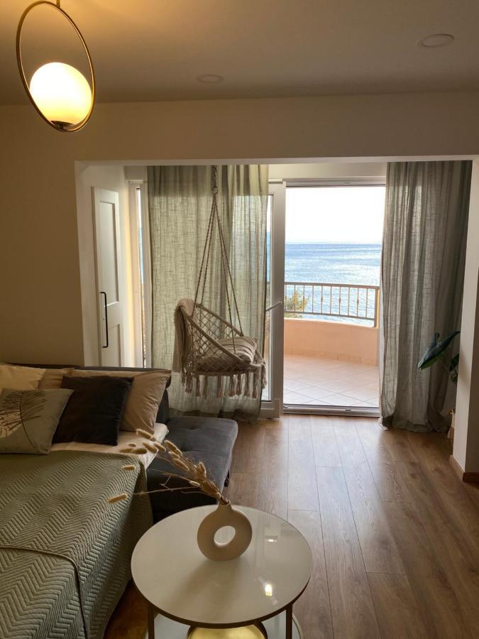 Apartments Niko, Near Beach, Free Parking, Wi-Fi Tucepi Exterior photo